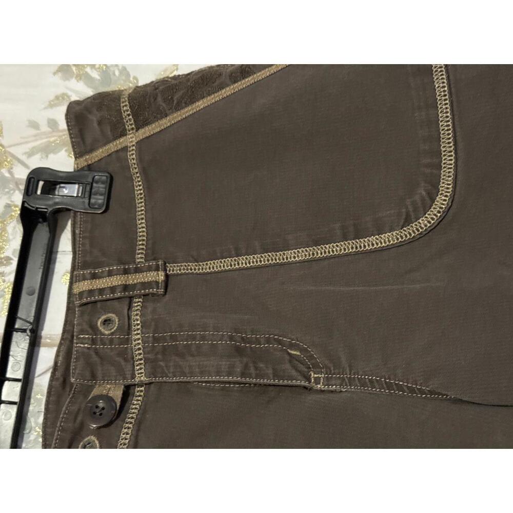 Eddie Bauer Brown Capri Pants with Contrast Stitching - Picture 4 of 9